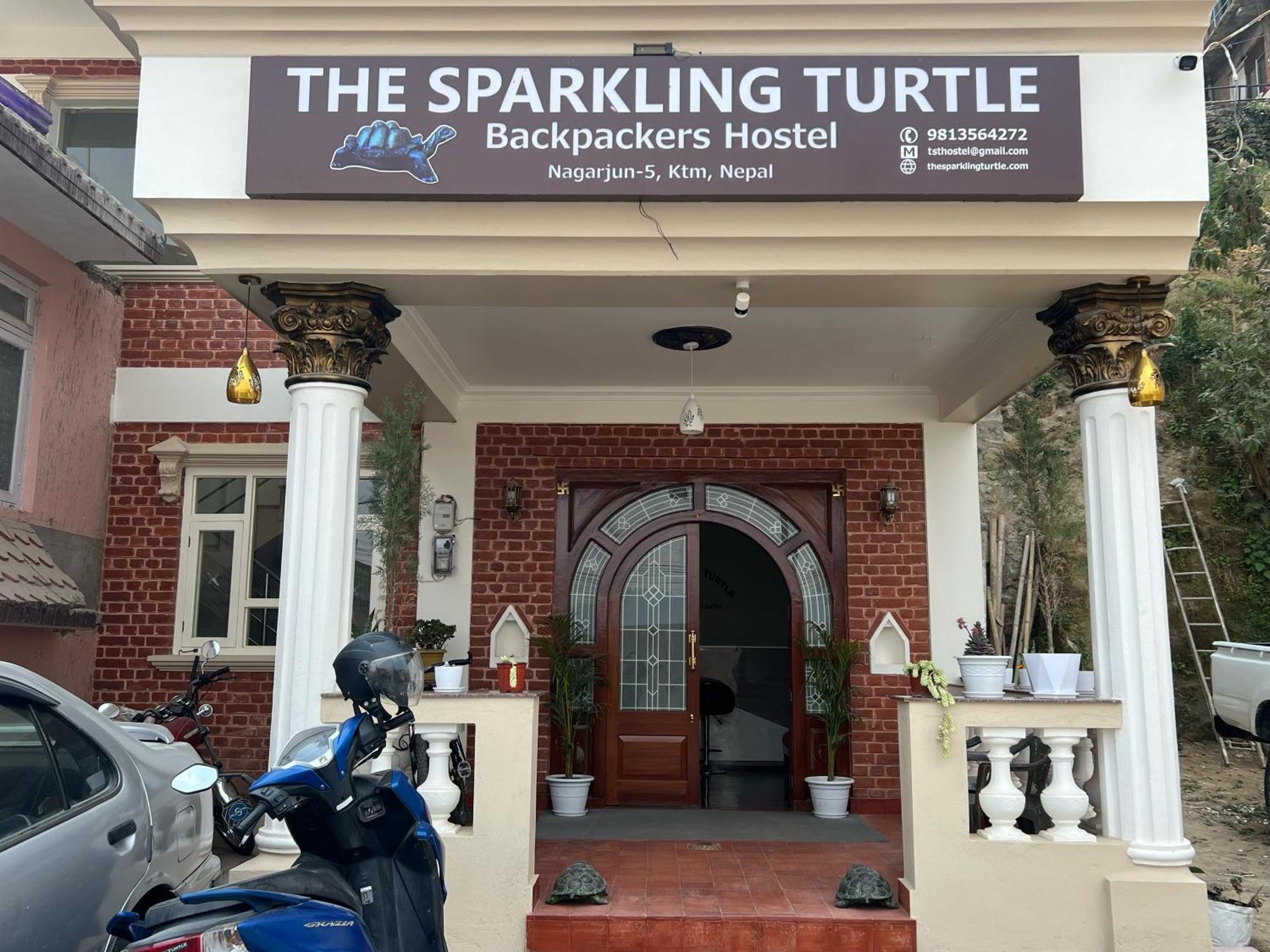 The Sparkling Turtle Backpackers Hostel Katmandu Kültér fotó